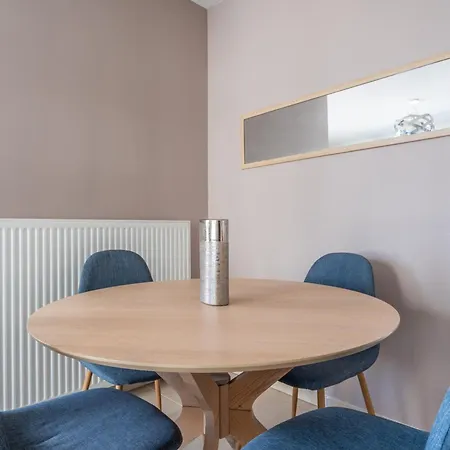 Appartement Magnifique Duplex Avec Terrasse Proche Du Coeur De Le Lez *