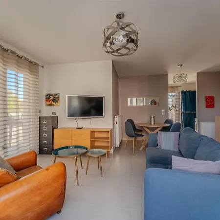 Appartement Magnifique Duplex Avec Terrasse Proche Du Coeur De Le Lez Castelnau-le-Lez