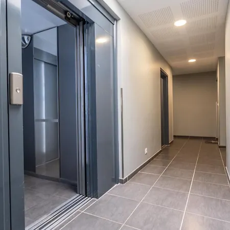 Appartement Magnifique Duplex Avec Terrasse Proche Du Coeur De Le Lez *