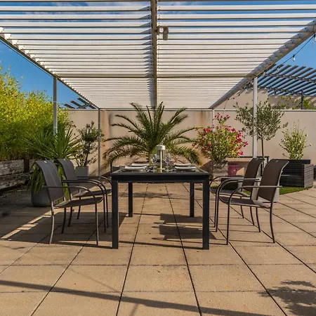 Appartement Magnifique Duplex Avec Terrasse Proche Du Coeur De Le Lez *