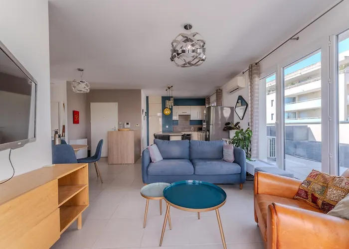 Magnifique Duplex Avec Terrasse Proche Du Coeur De Le Lez *